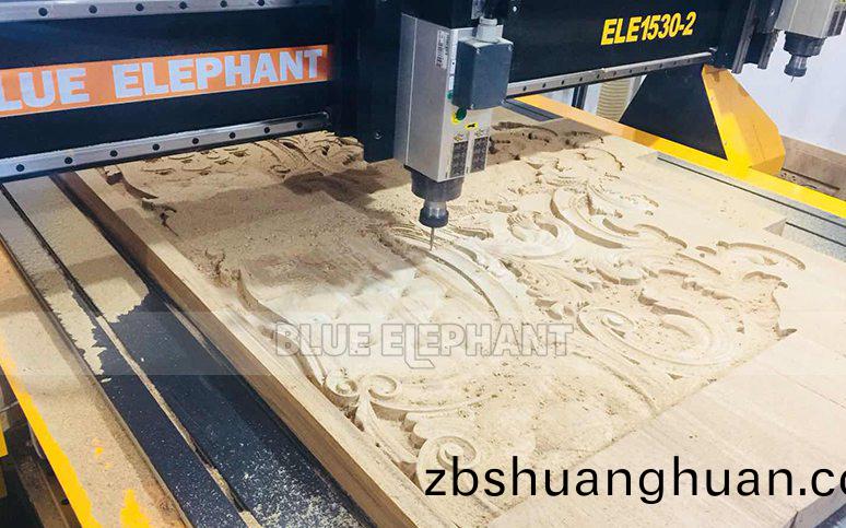 數控開(kai)料機(ji)樣品展(zhan)示