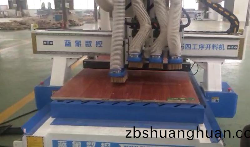 四(si)工(gong)序(xu)開料(liao)機(ji)