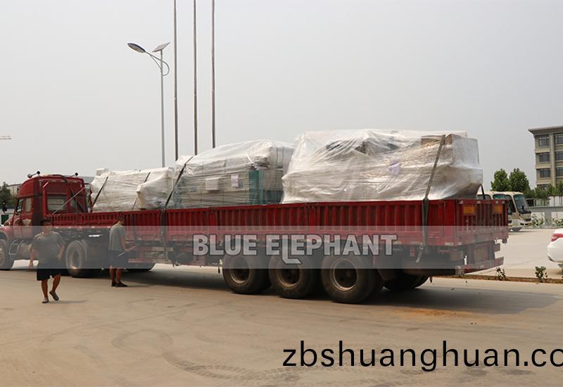 闆式傢(jia)具生産線(xian)