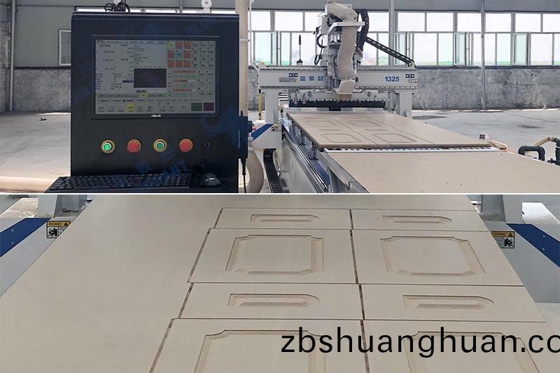 闆式傢(jia)具(ju)加工中(zhong)心
