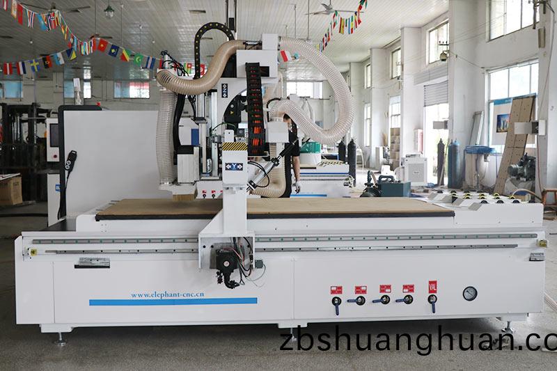數控(kong)開料(liao)機