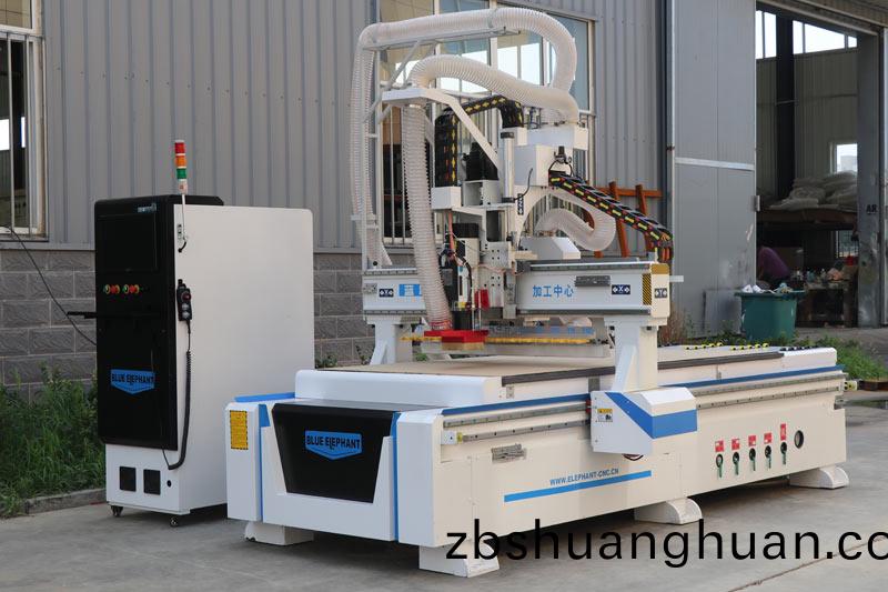 數(shu)控開料(liao)機