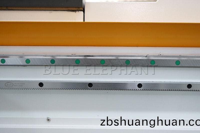 四(si)工(gong)序開料(liao)機(ji)