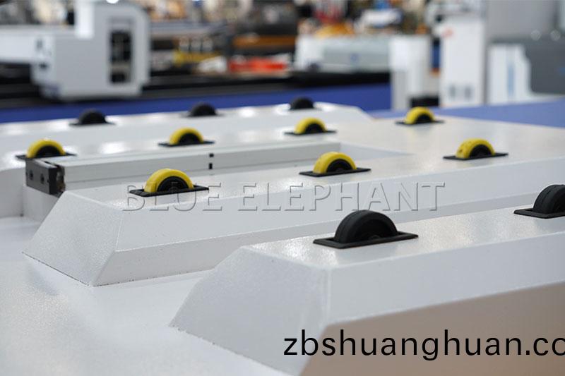 四工(gong)序(xu)開料(liao)機(ji)