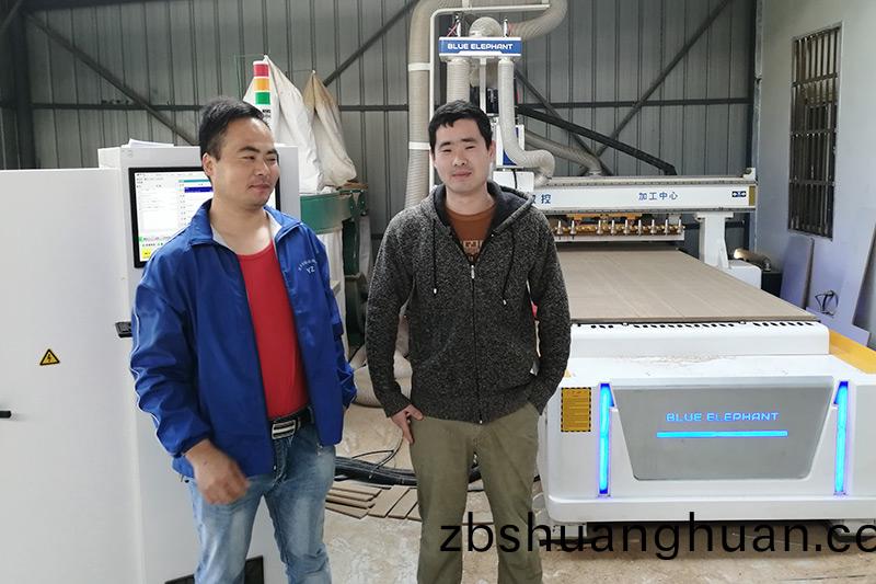 闆式傢具(ju)生産線