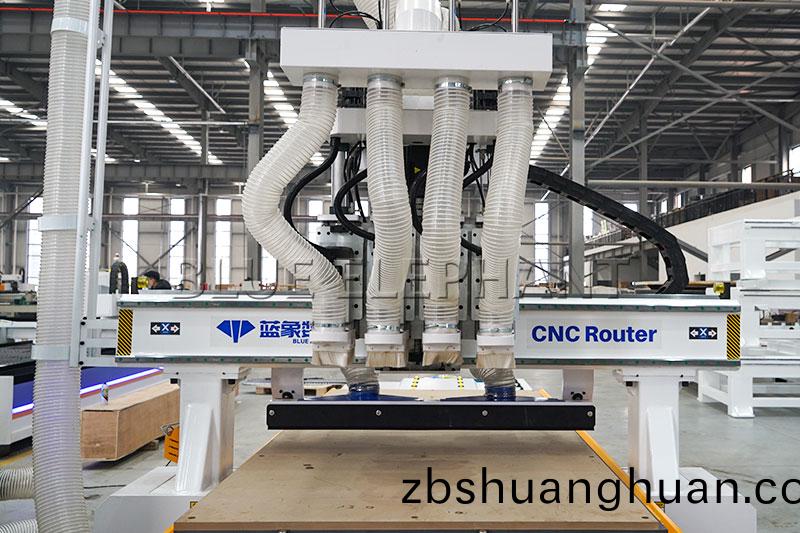 四(si)工序(xu)開料(liao)機