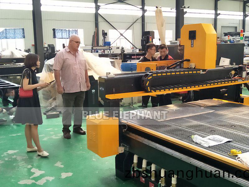 數控開料(liao)機(ji)