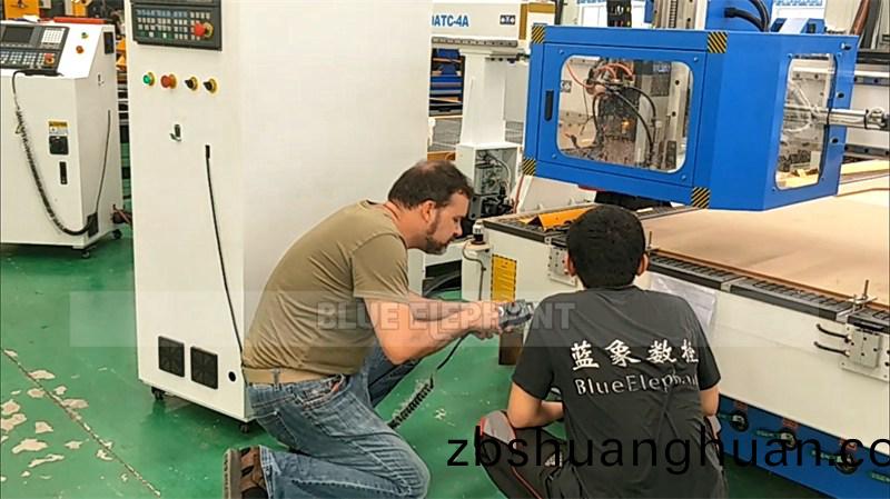 數(shu)控開(kai)料機(ji)