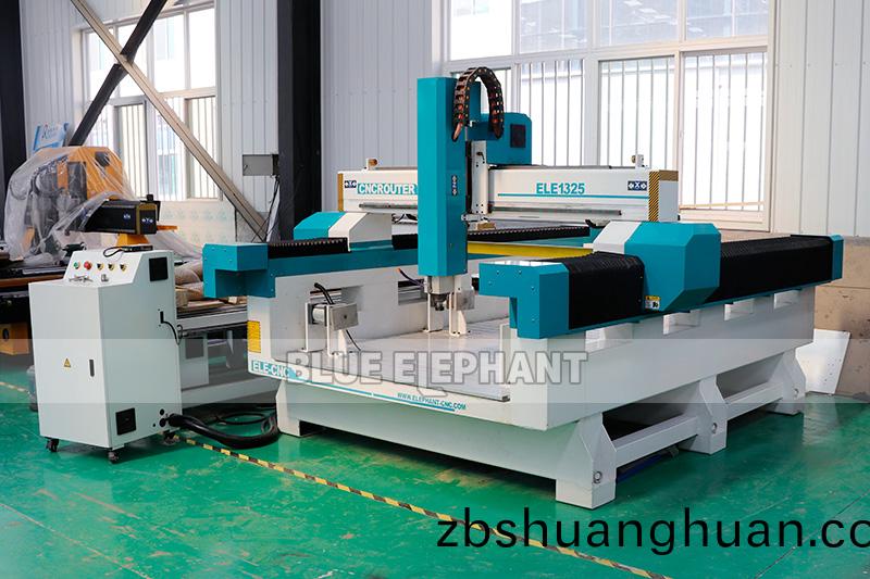 泡(pao)沫(mo)數(shu)控(kong)開料(liao)機(ji)